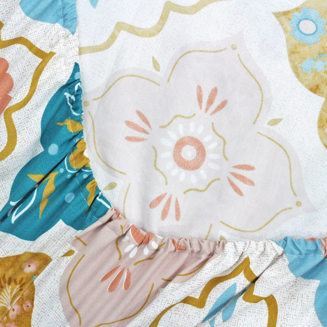 Floral 210 TC Fitted Bedsheet - Multicolor - Braviadecor
