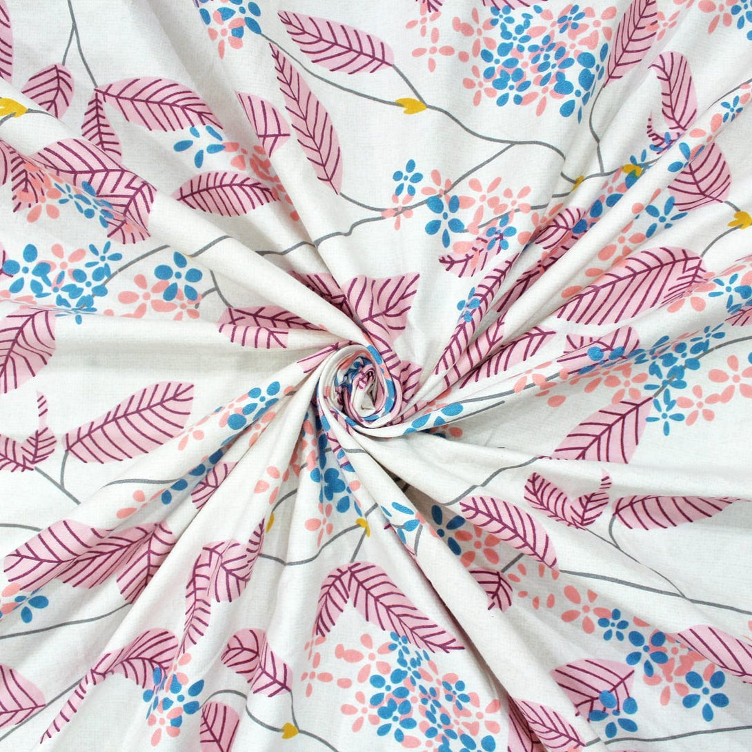 Floral 210 TC Fitted Bedsheet - Magenta - Braviadecor