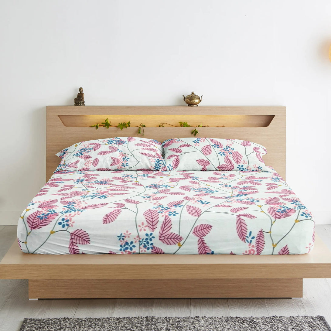 Floral 210 TC Fitted Bedsheet - Magenta - Braviadecor