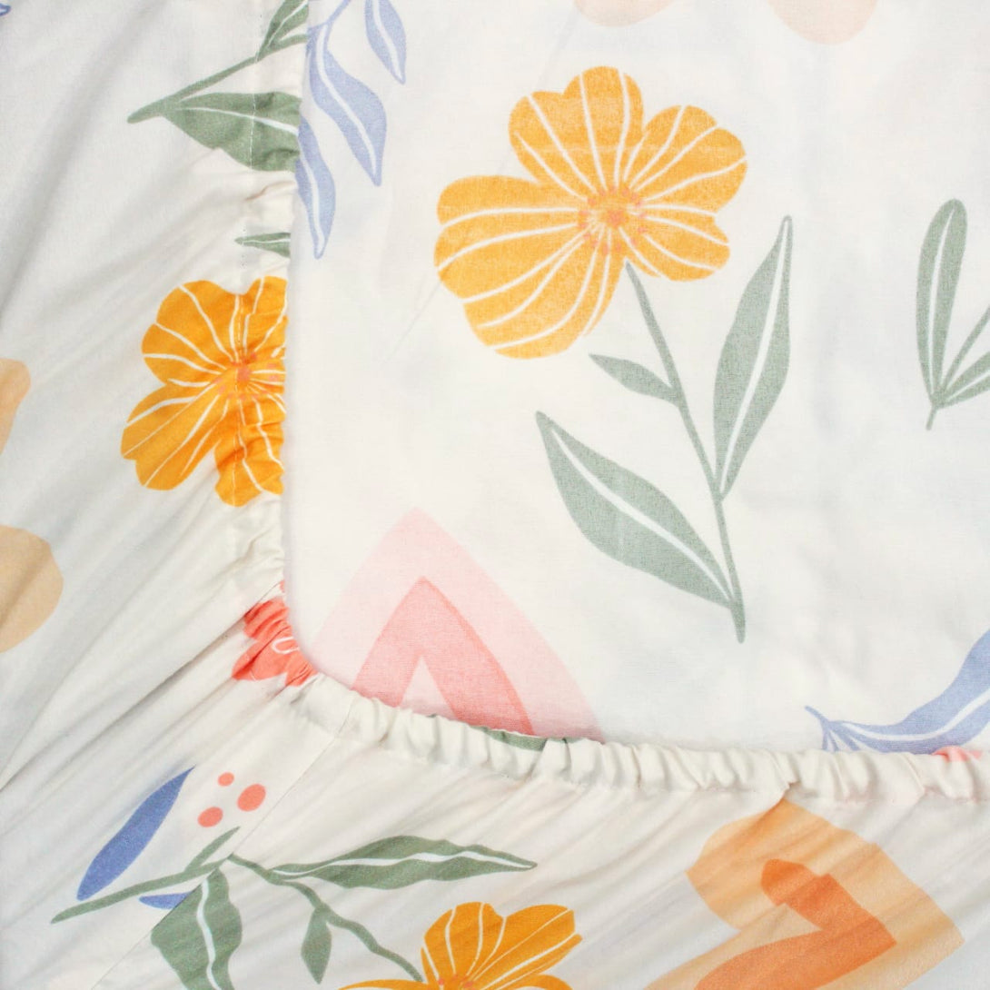 Floral 210 TC Fitted Bedsheet - Multicolor - Braviadecor