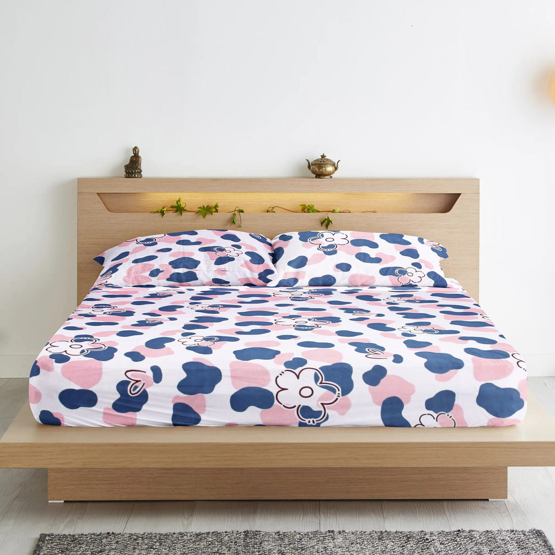 Floral 210 TC Fitted Bedsheet - Magenta - Braviadecor