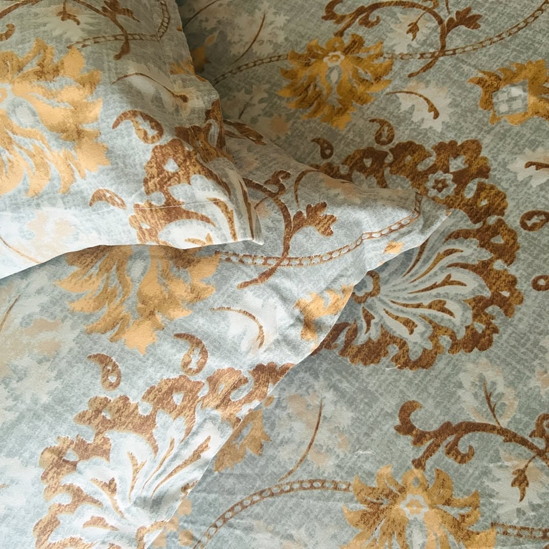 Floral 210 TC Fitted Bedsheet - Blue - Braviadecor