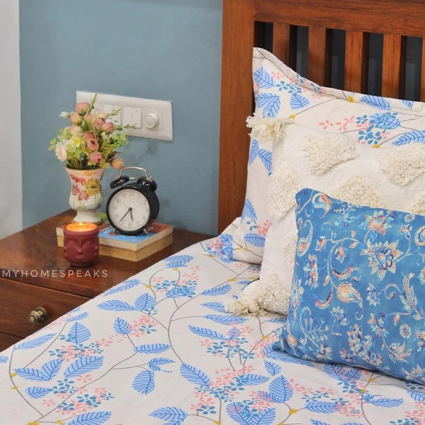 Floral 210 TC Fitted Bedsheet - Blue - Braviadecor